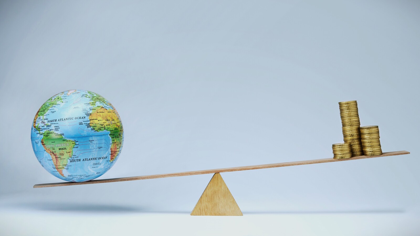 Menschheit im Schuldenturm