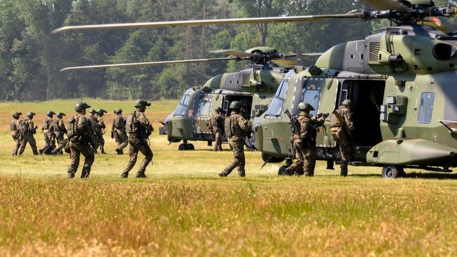 Ein Land als Kasernenhof