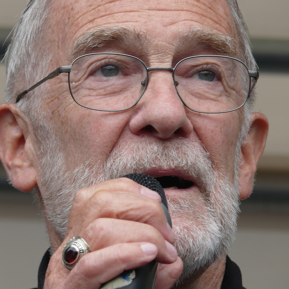 Ray  McGovern