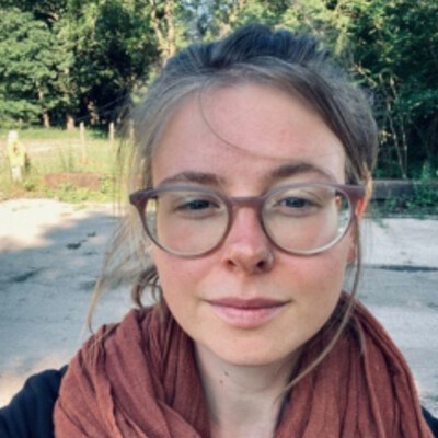 Laura  Wevelsiep