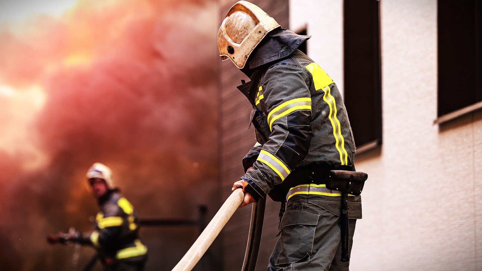 Flammen über Tai Po